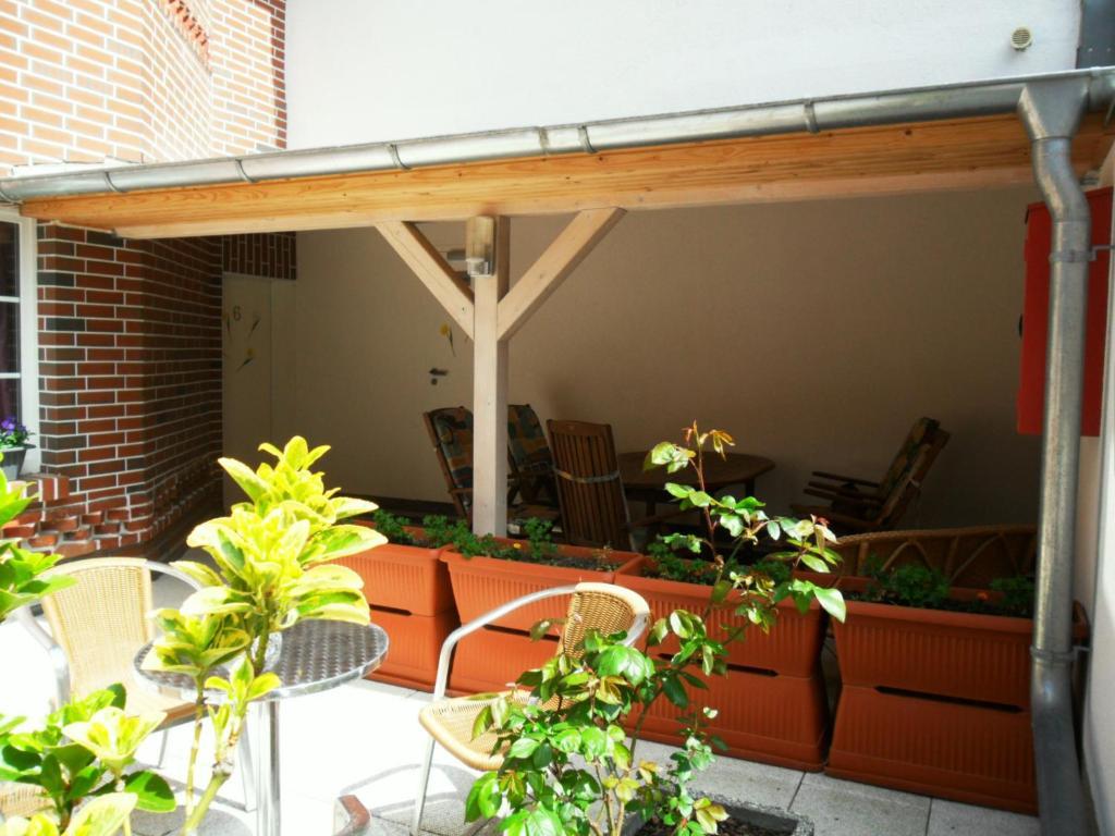 Pension Zum Blumchen Schwerin  Exterior foto