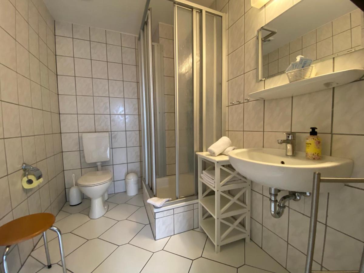 Pension Zum Blumchen Schwerin  Exterior foto