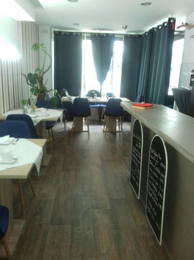 Pension Zum Blumchen Schwerin  Exterior foto