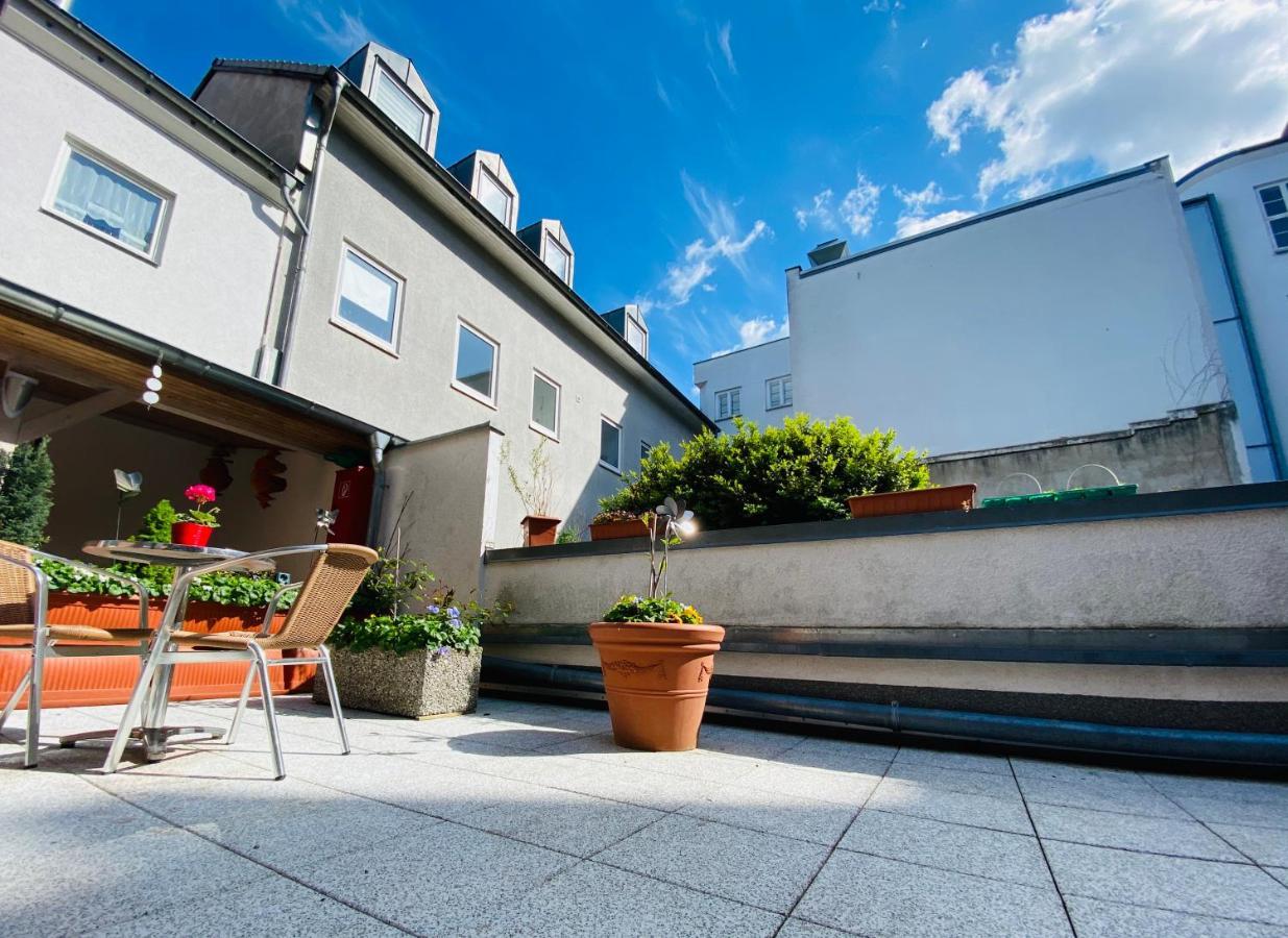 Pension Zum Blumchen Schwerin  Exterior foto
