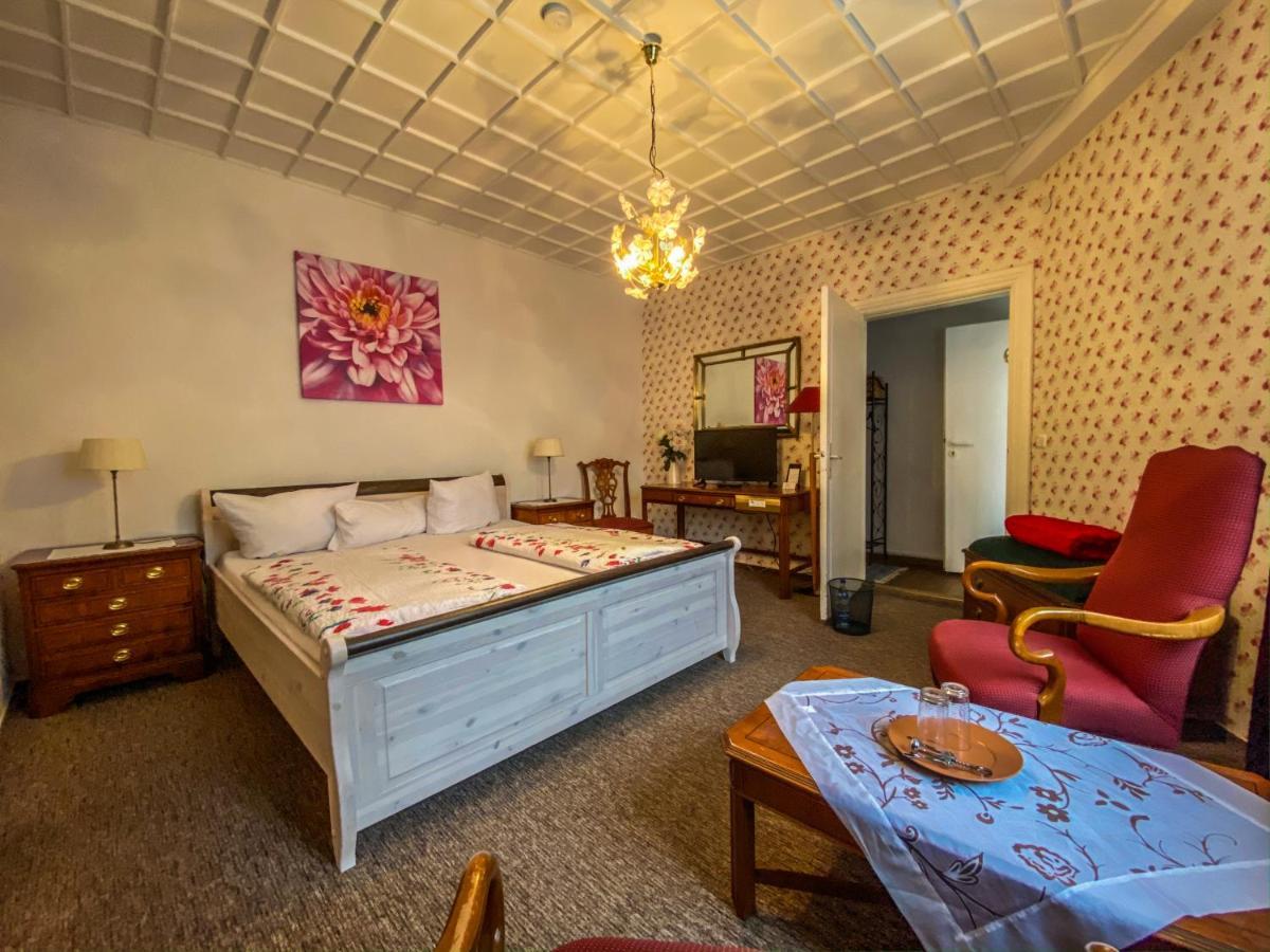 Pension Zum Blumchen Schwerin  Exterior foto